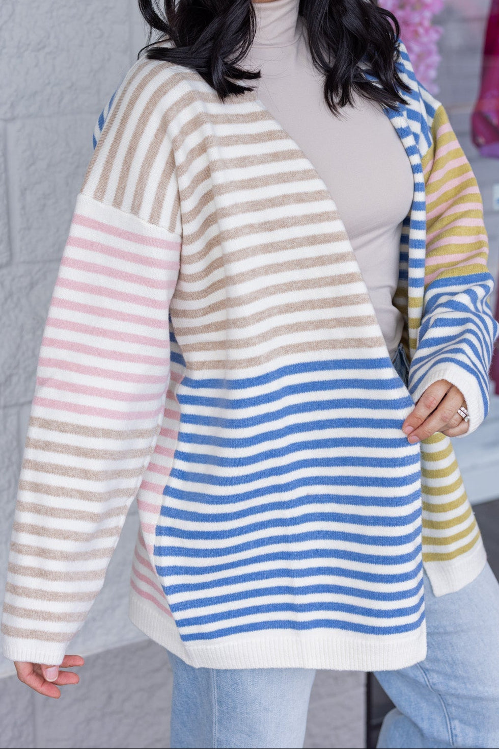 Cárdigan azul de bloques de color Sassy Stripes