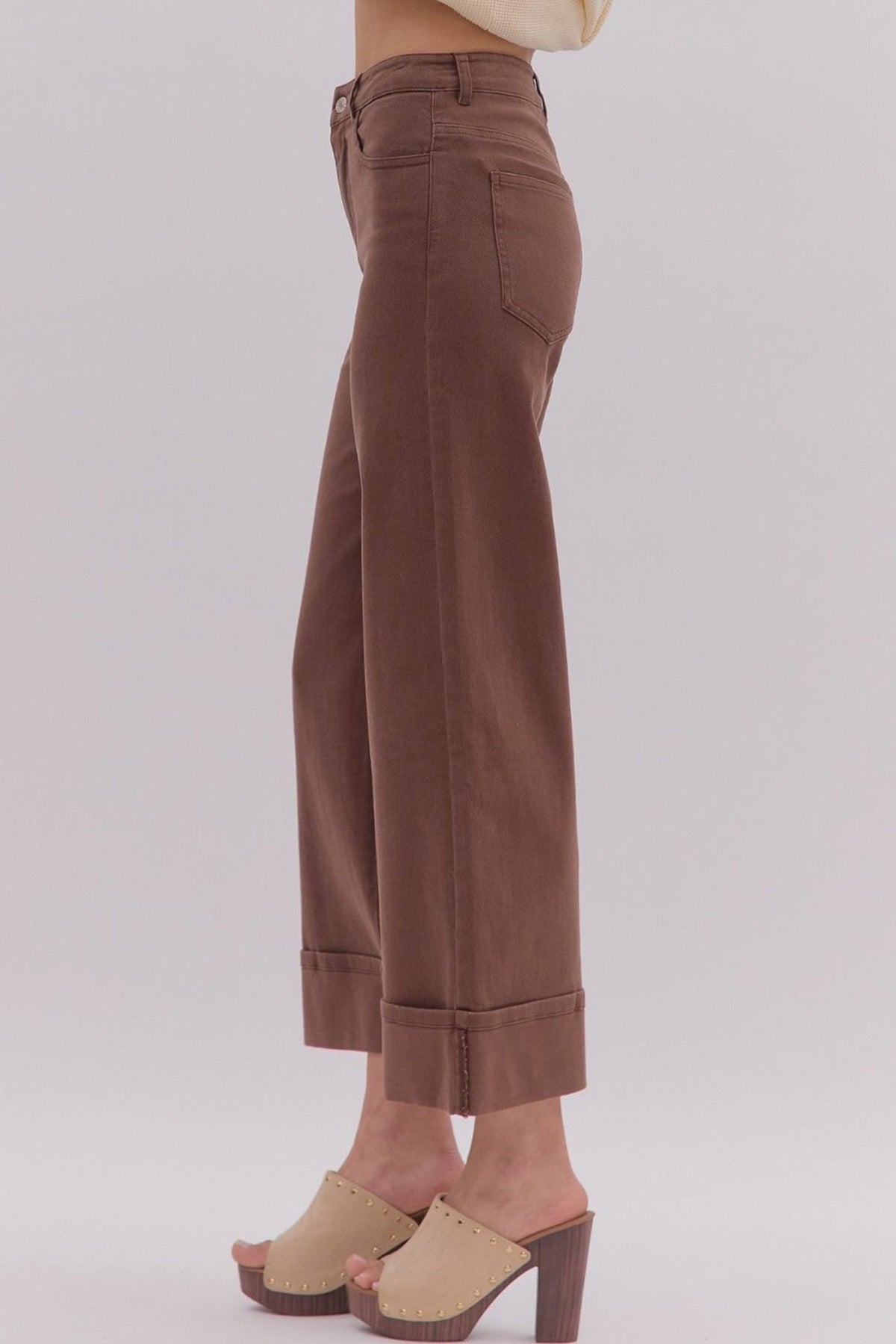 Pantalones de sarga marrón October Feelings