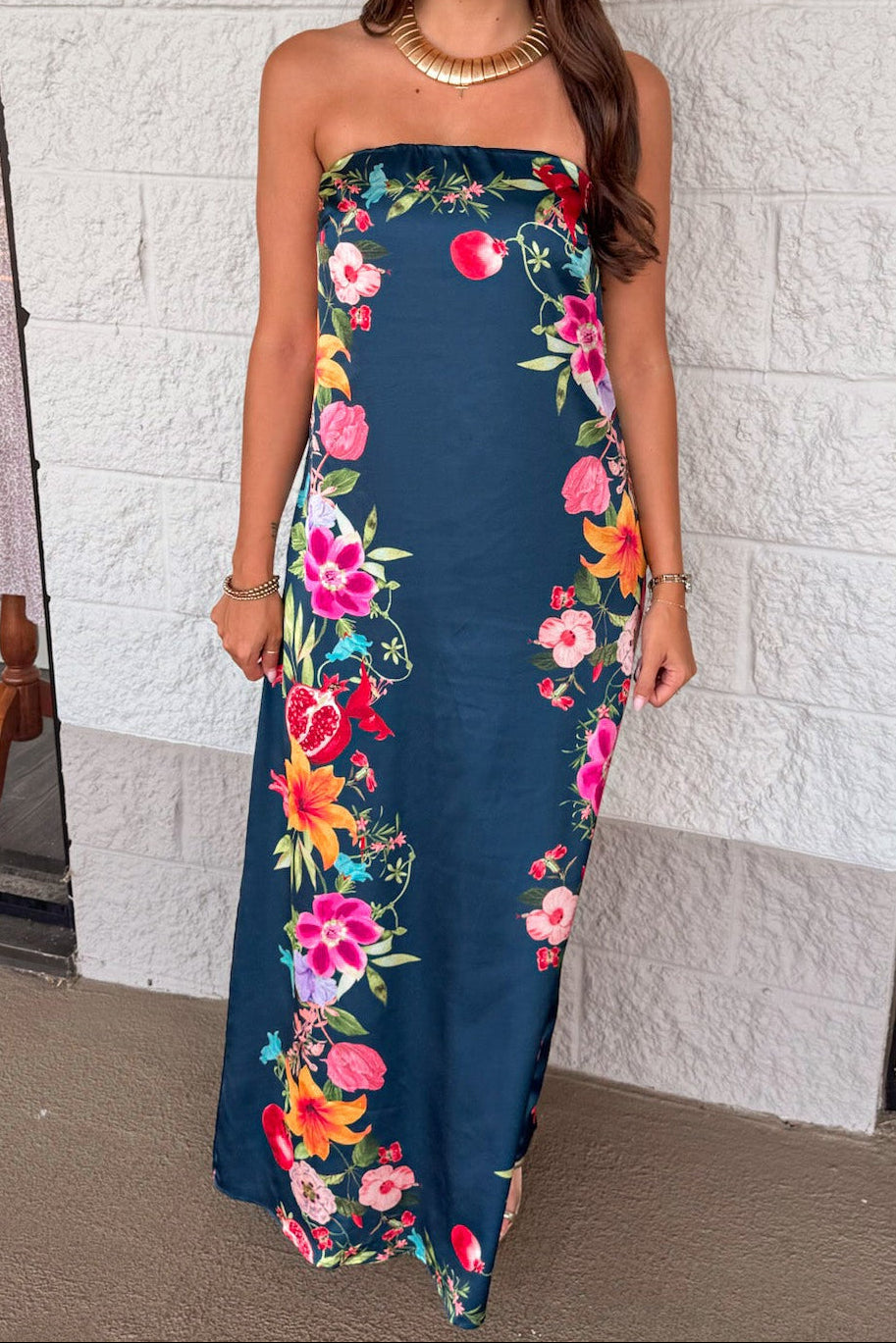 Vestido maxi azul marino de satén Botanical Border